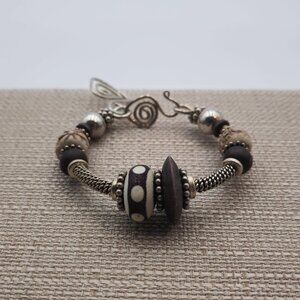 6 Inch Sterling Silver Wood And Stone Handmade Bracelet B337